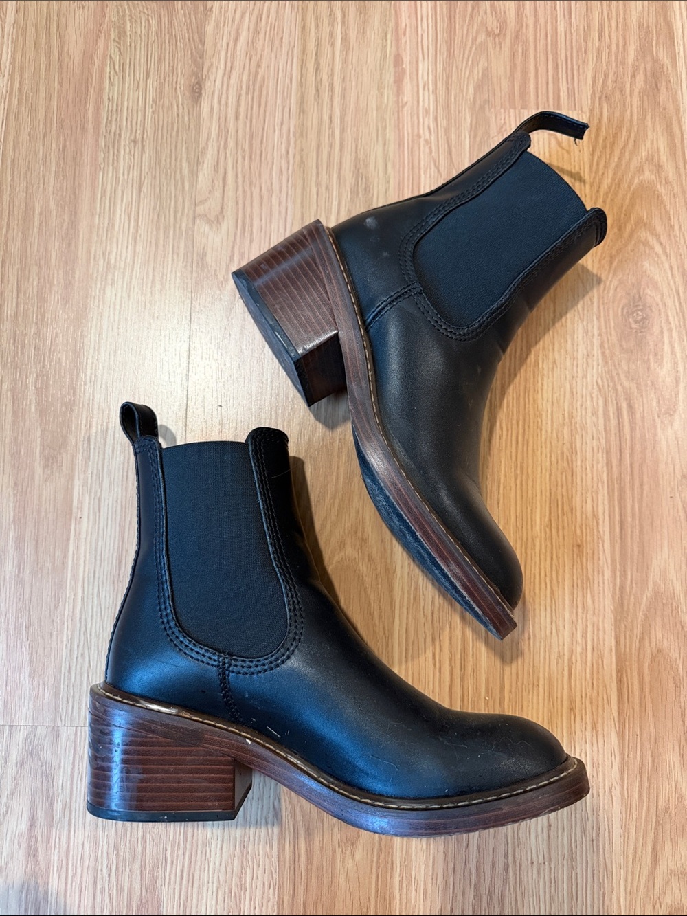 Steve Madden boots